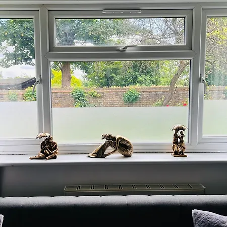 One Bedroom Flat In Chiswick W4 London Exterior foto